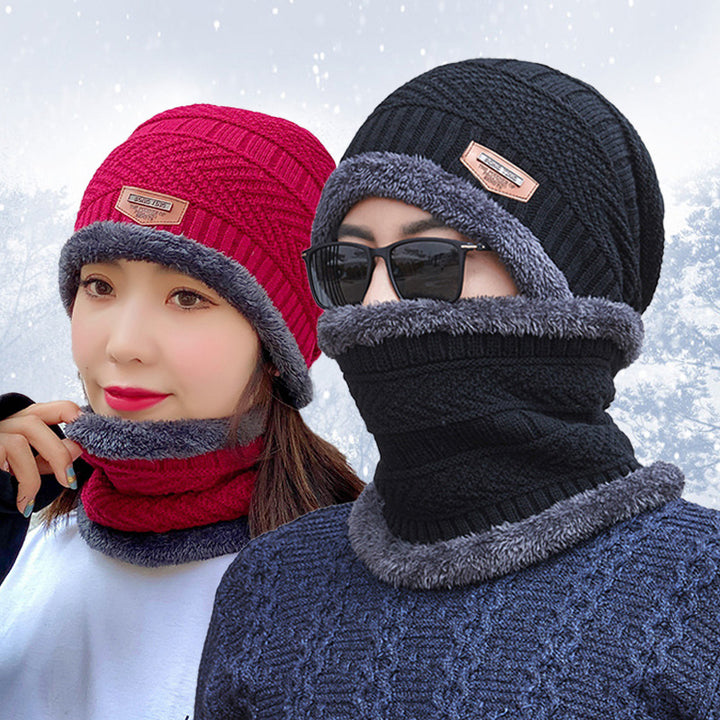 Knitted beanie and neck warmer set