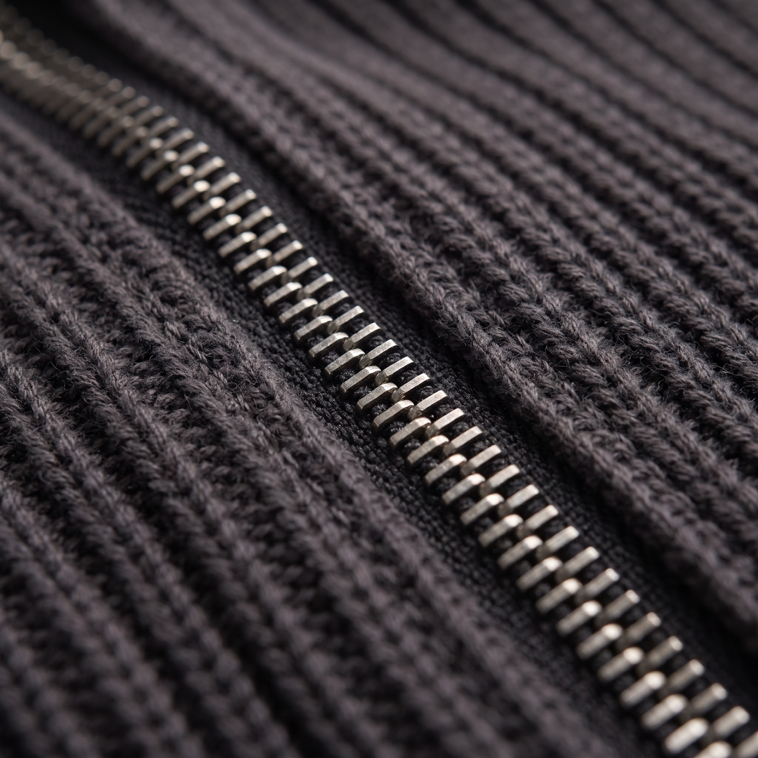 CLASSIC TEXTURED ZIP JUMPER