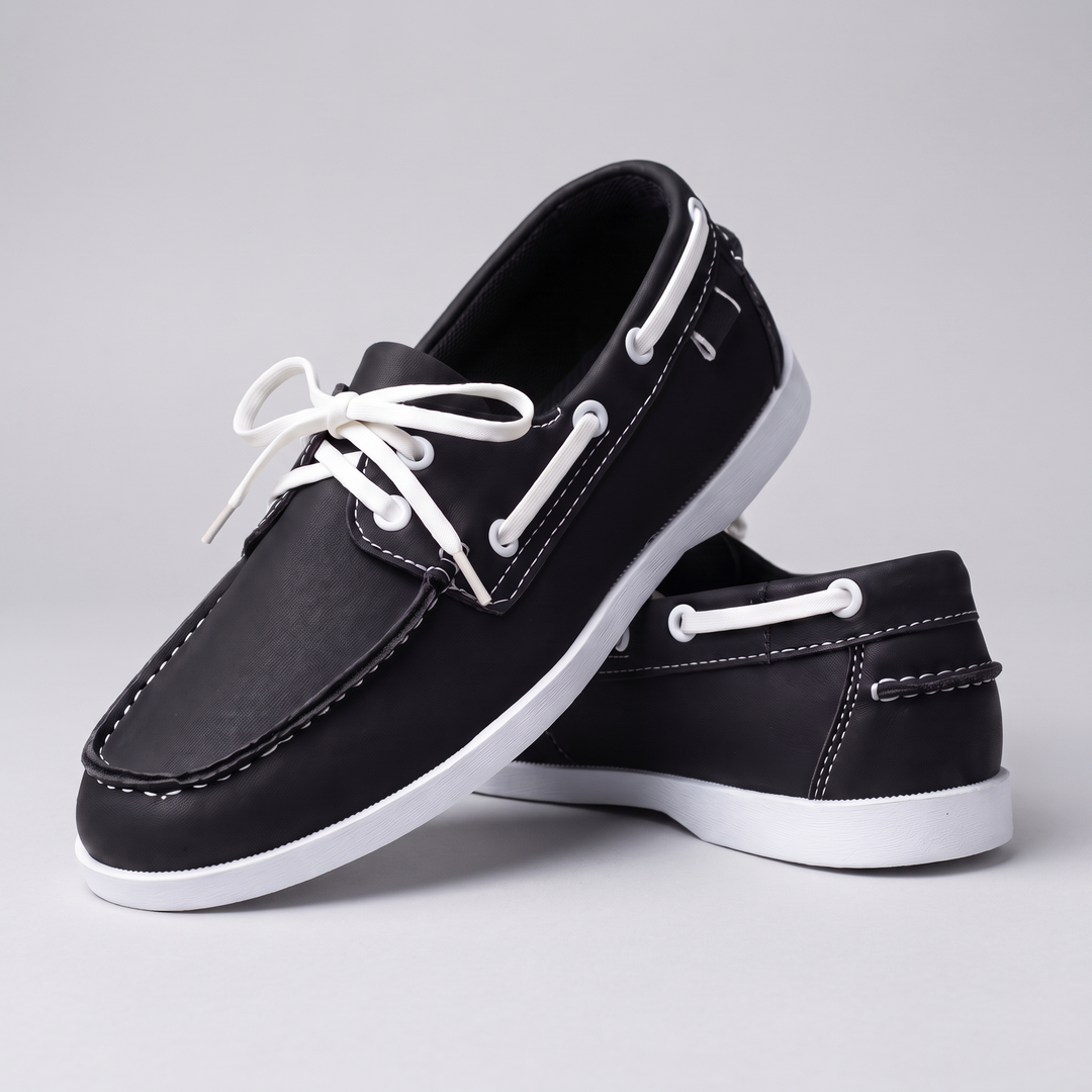 CLASSIC LEATHER BOAT SHOES