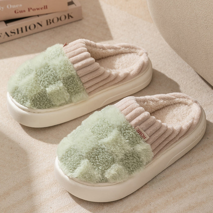 Harriet | Checked plush house slippers with thick soft sole