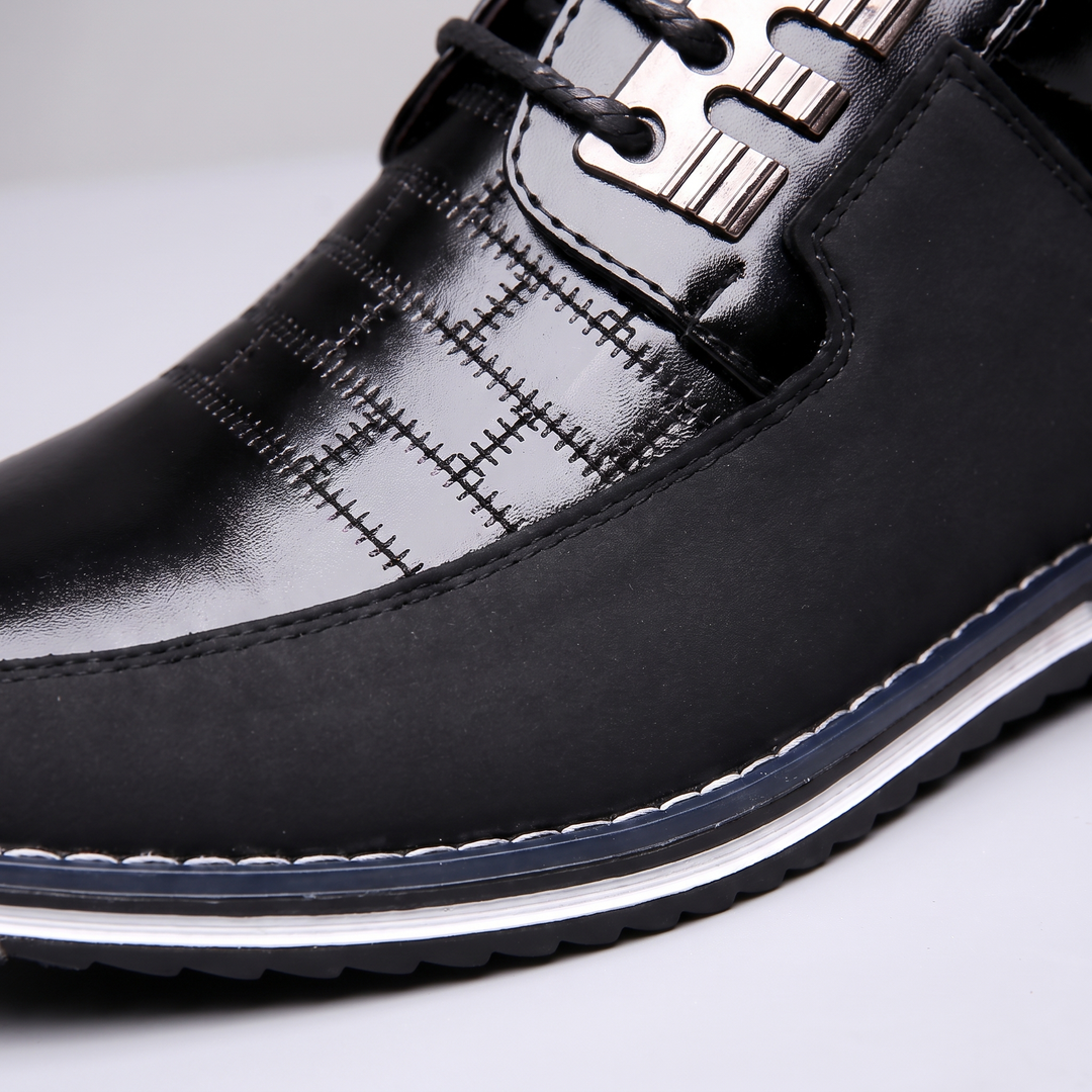 POLISHED EVERYDAY LEATHER SHOES
