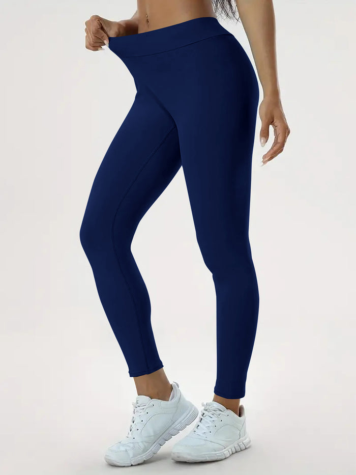 Esme | High-waisted scrunch bum leggings in textured stretch