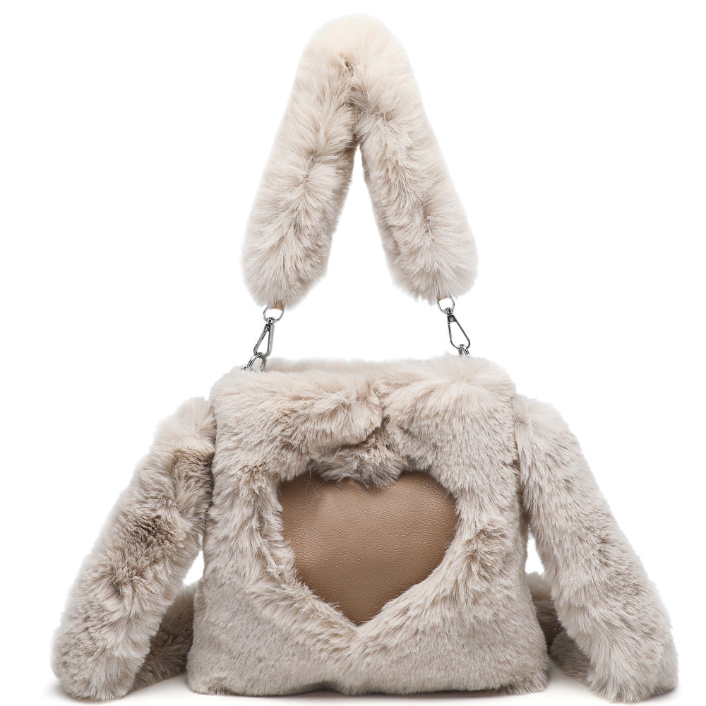 Fluffy heart shoulder bag